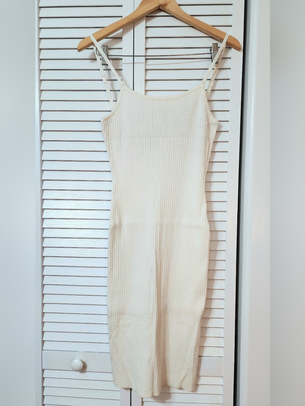 Hera Collection Cream Ribbed Midi Stretch Dress